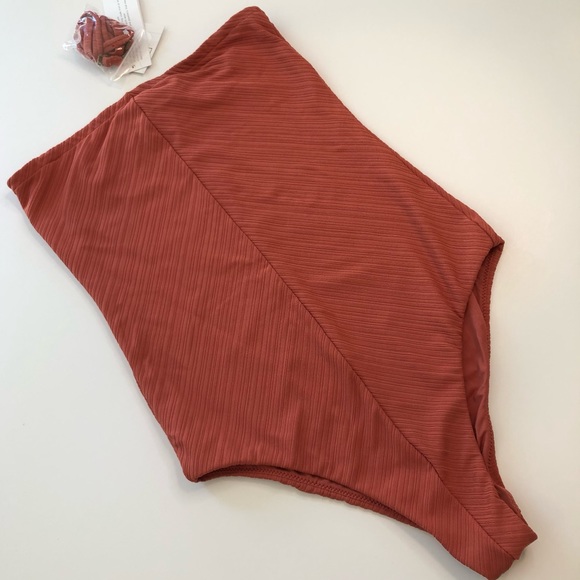 RELISTED Rip Curl Premium Surf Cheeky Ribbed Swimsuit Rust NWT Women Size Medium - Picture 2 of 14